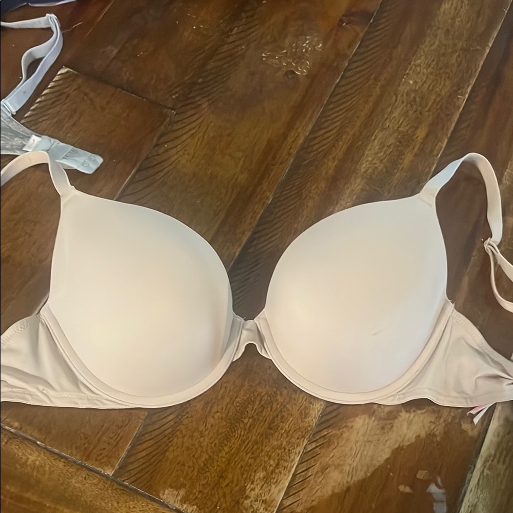 Victoria's Secret PINK push-up bra